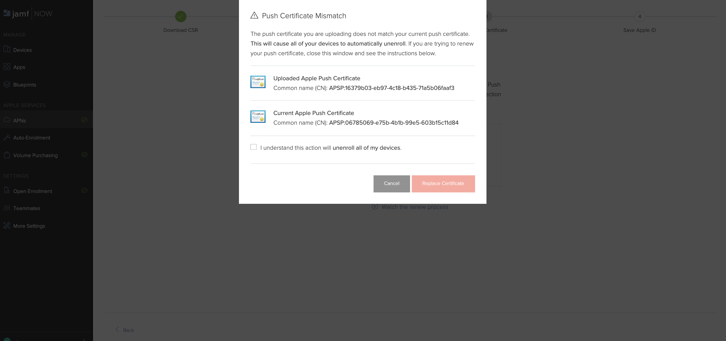 Captura de pantalla del mensaje de error de certificados push no coincidentes, con el botón de opción «Reemplazar certificado».