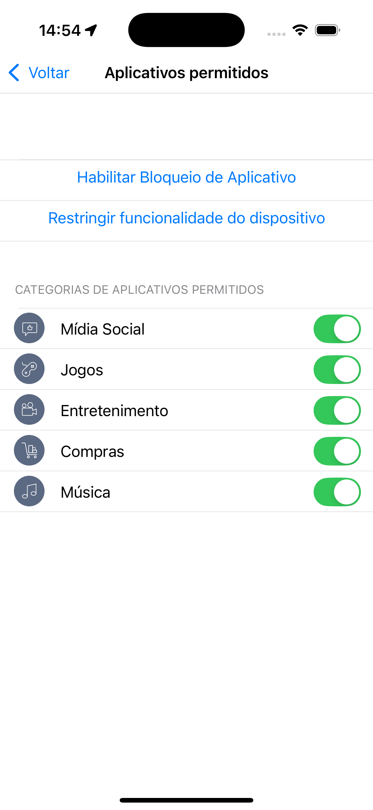 A tela Aplicativos permitidos com o botão Ativar bloqueio de aplicativos, o botão Restringir funcionalidade do dispositivo e uma lista de categorias de aplicativos permitidos com uma opção ao lado de cada categoria.